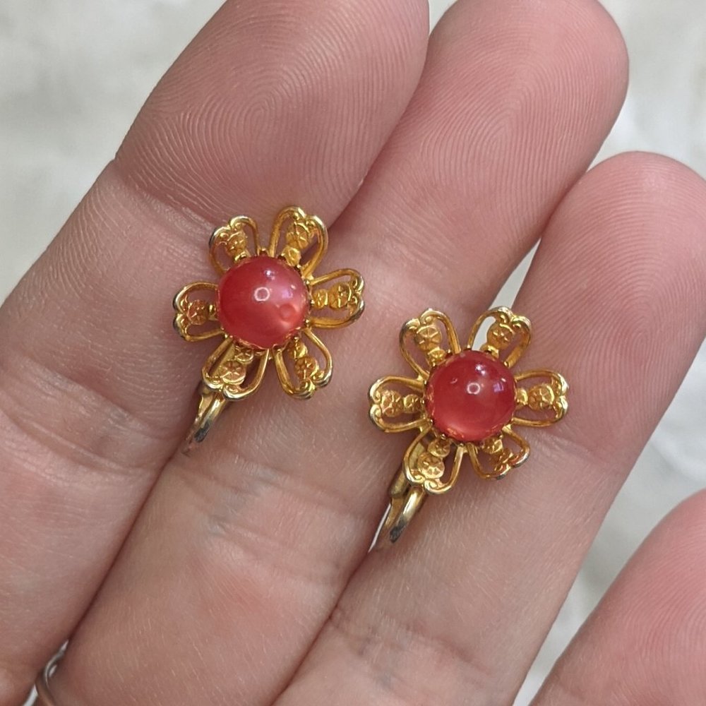 VTG goldtone filigree red moonglow earrings